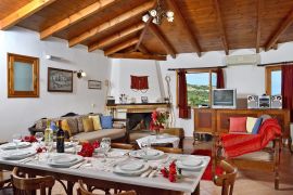Topolia Villas, Falassarna, 4-bedr-villa-dining-area