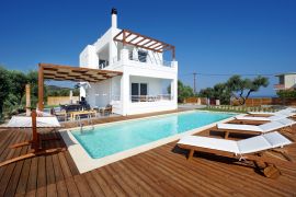 Villa Manousos, Σταλός, villa pool area 2