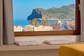 Villa Theasis, Agia Marina, double bedroom 4e