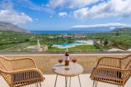 Villa Aloni, Κίσσαμος, panoramic balcony view