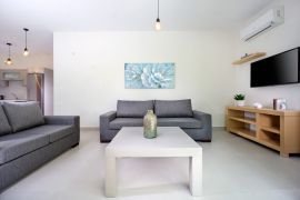 Ariadne Apartment, Agioi Apostoloi, living room 2