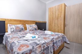 Navarino Apartment, Chania town, bedroom 2b