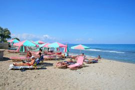 Seafront Apartments, Аделианос Кампос, beach-I