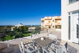 Wonderful Villa, Άγιος Ονούφριος, balcony middle floor 1
