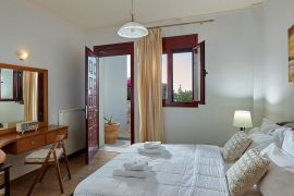 Villa Dioni, Бали, bedroom master 1 2