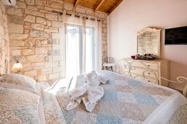 Adorable Villa, Σταλός, bedroom double 1