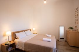 Comfy Apartment, Chania town, bedroom-1a