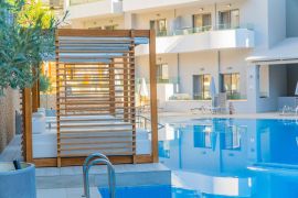 Bio Suites Hotel, Rethymno town, luxury sunbeds