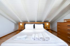 Loft Apartment, Χρυσή Ακτή, loft maisonette bedroom 1b