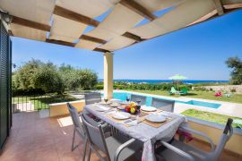 Villa Olive Paradise, Αδελιανός Κάμπος, living room veranda dining table
