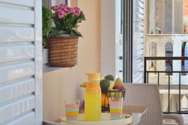 Aristea Seaside Apartment, Ville de La Canée, balcony 1a