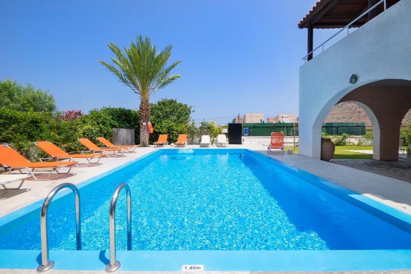 Golden Sea Villa, Σταυρός, private swimming pool 1