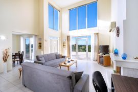 Wonderful Villa, Άγιος Ονούφριος, living room middle floor 1aa