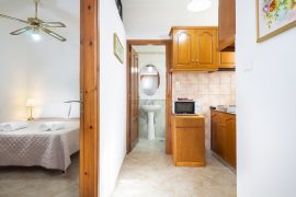 Despina Apartment, Ставрос, kitchen area 1