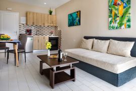 Seaside Apartment, Platanias, open plan 1