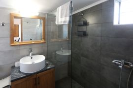 Comfy Apartment, Chania town, bathroom 1e