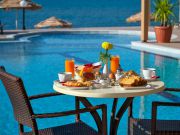 Mesogios Beach in Kreeta, Chania, Kissamos