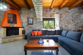 Charming Villa, Πλατανιάς, open plan living room 1b