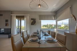 Villa Aviana, Gerani, dining area 2