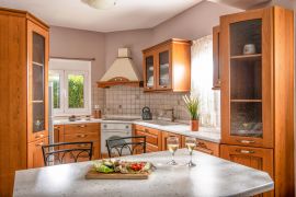 Villa Chloe, Gerani, kithen area 1