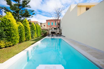 Classy Villa, Арханес, private pool 2