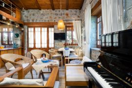 Fortino Villa, Tersanas, open plan living room 2