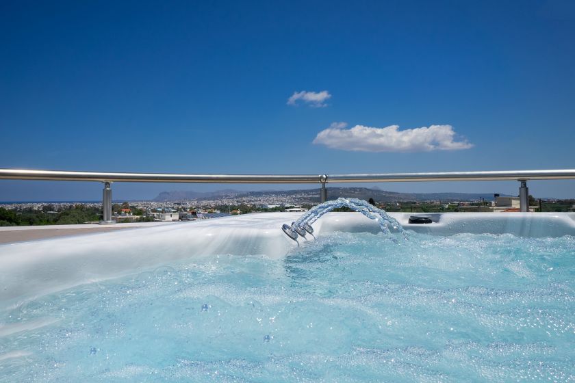 Slavena Suite, Perivólia, private jacuzzi 1