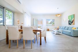 Villa Avo, Mournies, open plan area 1