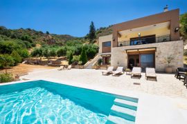 Villa Leon, Tsikalaria, private pool 1a