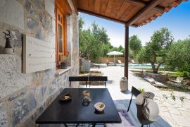 Fortino Villa, Tersanas, outdoor dining area 1a