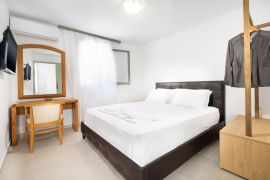 Danai Garden Apartment, Платаньяс, bedroom 2c