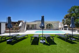 Villa George, Elafonisi, private pool area 1