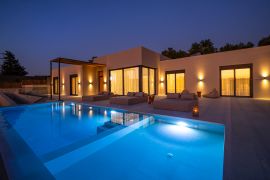 Elithos Villa, Vryses, elithos villa night 1