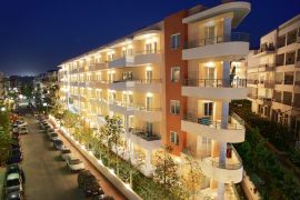 Bio Suites Hotel, Rethymno town, hotel night view